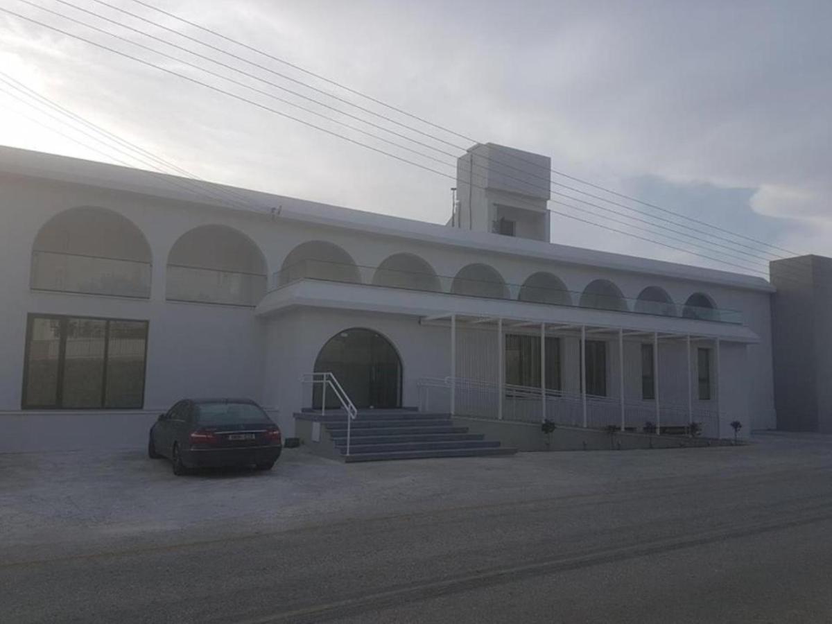 E.J. Pyrgos Bay Hotel Dış mekan fotoğraf