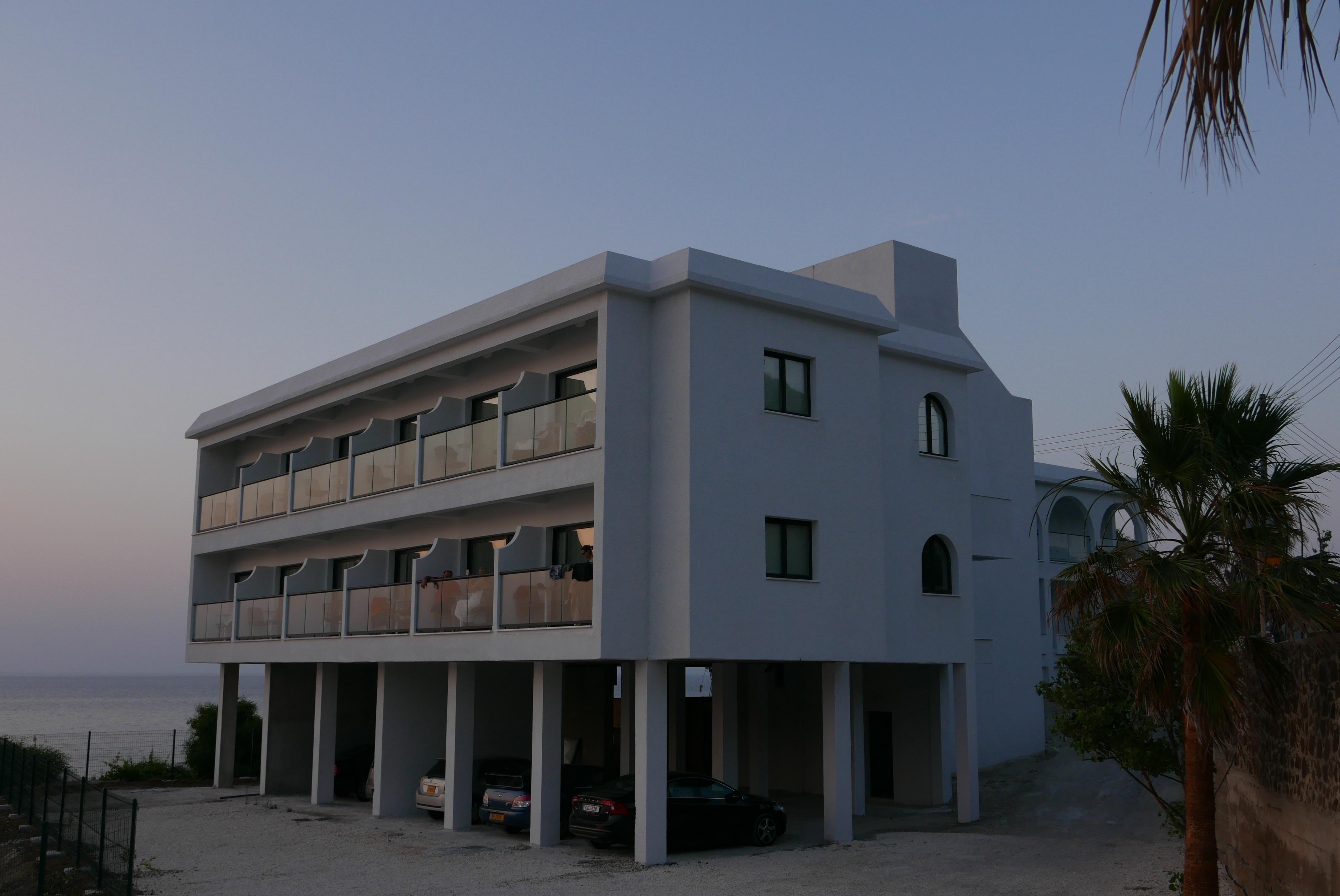 E.J. Pyrgos Bay Hotel Dış mekan fotoğraf