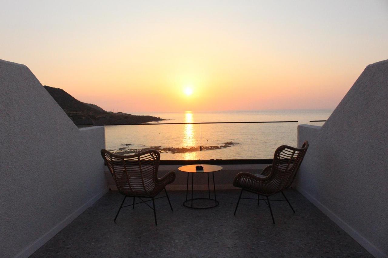 E.J. Pyrgos Bay Hotel Dış mekan fotoğraf